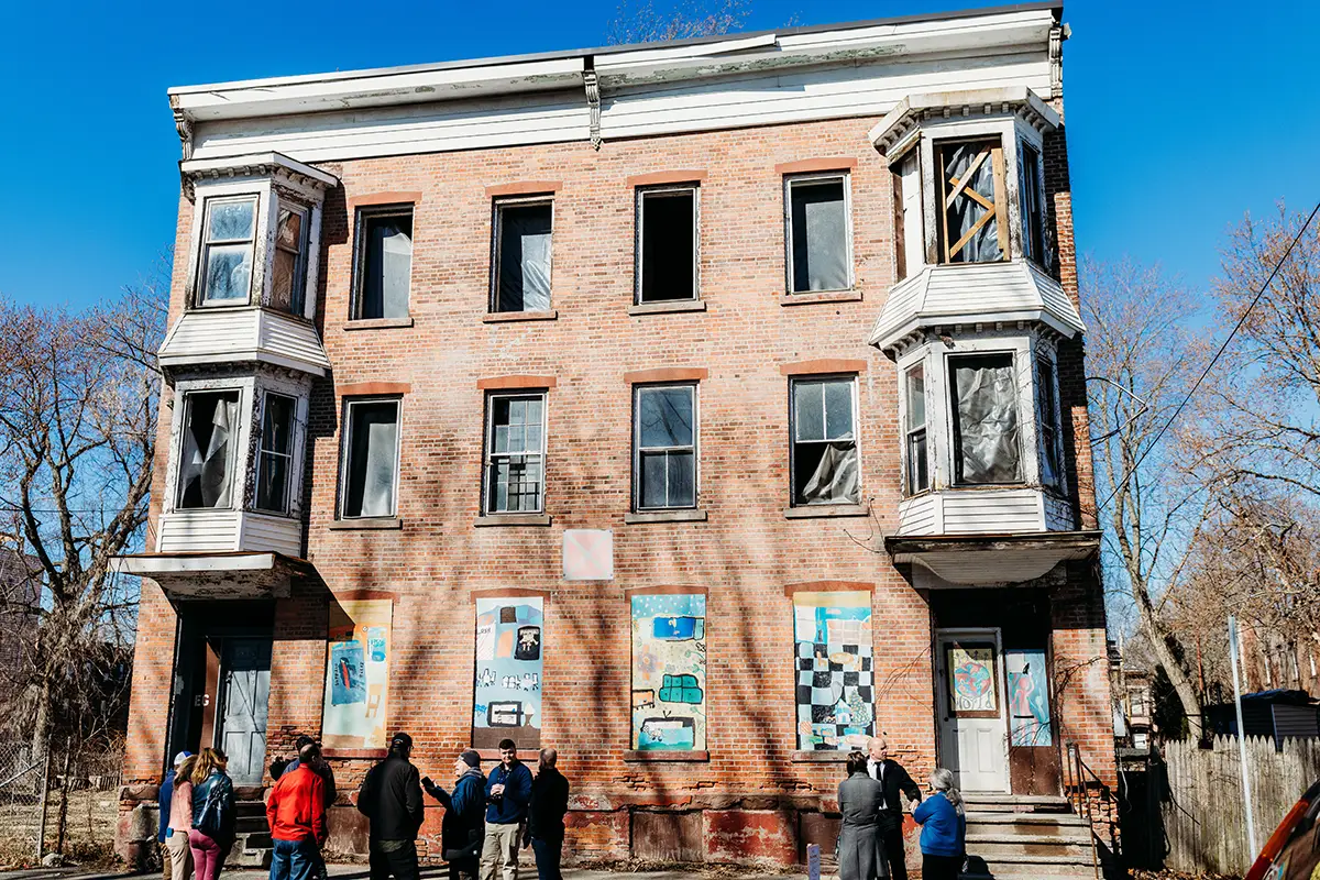 32093211 7th ave